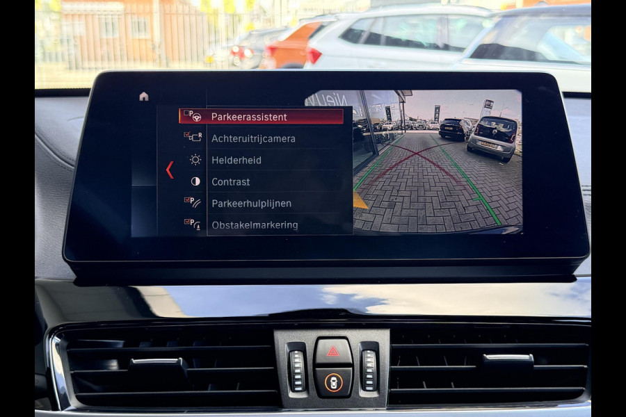 BMW X1 sDrive20i High Executive M-PAKKET | CARPLAY | CAMERA | LED