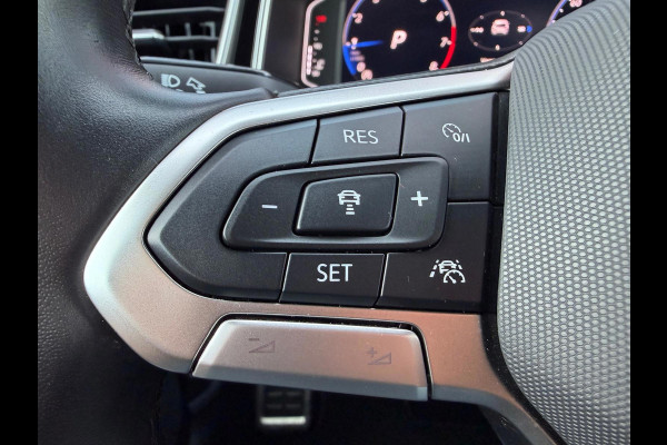 Volkswagen T-Roc 1.5 TSI 3 X R-Line DSG-7 | Camera | Parksens | IQ-Lights | Stoelverwarming | Keyless | Carplay |