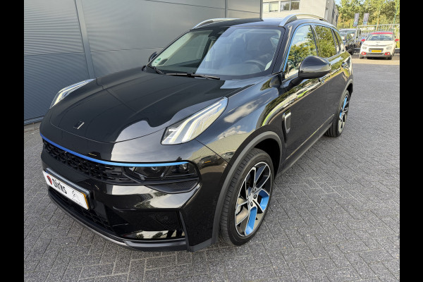 Lynk & Co 01 262pk PHEV (Elektrisch Schuifdak - Infinity Sound - 360gr Camera - Stoelverwarming - Elektrische Klep - Adaptieve Cruise Control