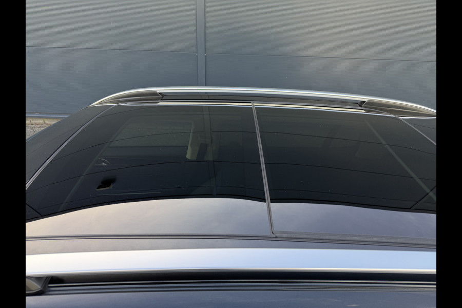 Lynk & Co 01 262pk PHEV (Elektrisch Schuifdak - Infinity Sound - 360gr Camera - Stoelverwarming - Elektrische Klep - Adaptieve Cruise Control