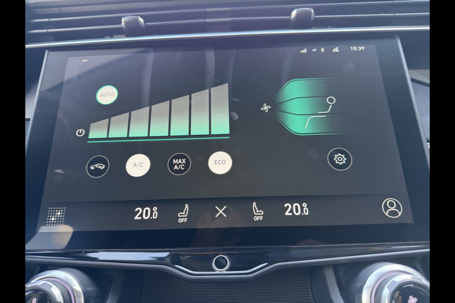 Lynk & Co 01 262pk PHEV (Elektrisch Schuifdak - Infinity Sound - 360gr Camera - Stoelverwarming - Elektrische Klep - Adaptieve Cruise Control