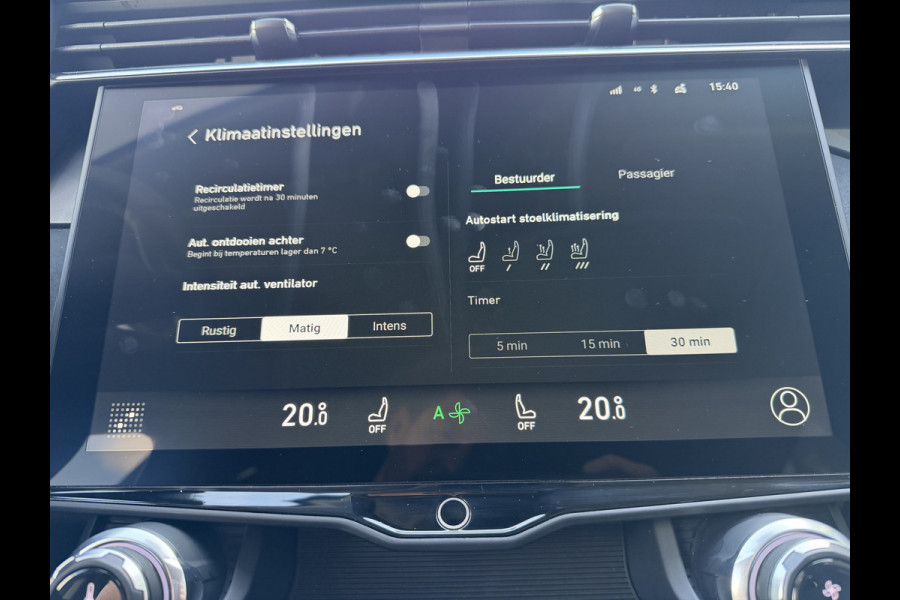 Lynk & Co 01 262pk PHEV (Elektrisch Schuifdak - Infinity Sound - 360gr Camera - Stoelverwarming - Elektrische Klep - Adaptieve Cruise Control