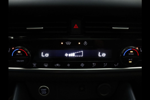 Nissan QASHQAI 160pk MHEV Xtronic Business Premium Apple Carplay/Android Auto | Climate