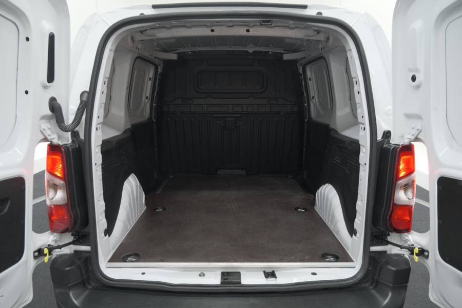 Citroën E-Berlingo 136 L1 50 kWh | SOH 99,1% | Camera | Vloerplaat Laadruimte | Apple Carplay | Parkeersensoren