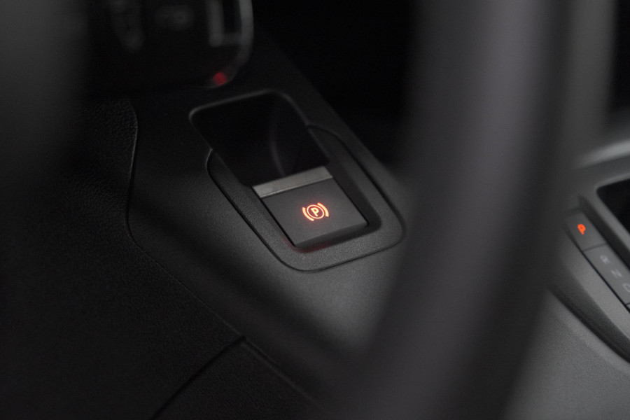 Citroën E-Berlingo 136 L1 50 kWh | SOH 99,1% | Camera | Vloerplaat Laadruimte | Apple Carplay | Parkeersensoren