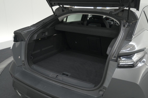 Peugeot 408 1.6 HYbrid 225 EAT8 Allure | Adaptieve Cruise Control | Camera | 19 Inch Lichtmetalen Velgen | Apple Carplay