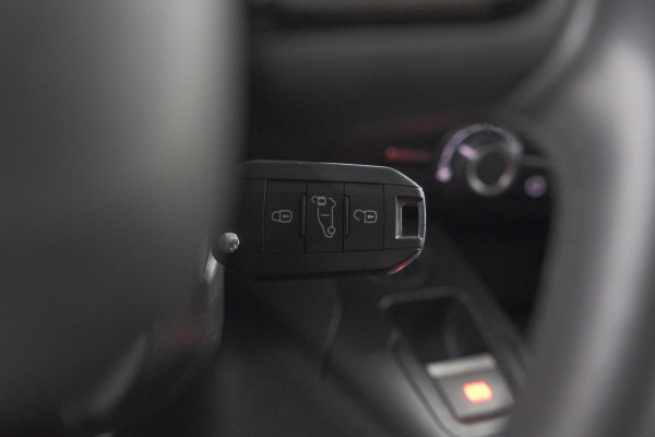 Citroën E-Berlingo 136 L1 50 kWh | SOH 99,0% | Camera | Vloerplaat Laadruimte | Apple Carplay | Parkeersensoren