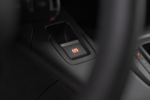 Citroën E-Berlingo 136 L1 50 kWh | SOH 99,0% | Camera | Vloerplaat Laadruimte | Apple Carplay | Parkeersensoren