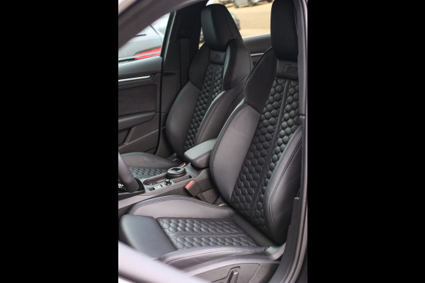 Audi RS3 Limousine 2.5 TFSI Quattro *Pano*B&O*Head-Up*Camera*Massage*