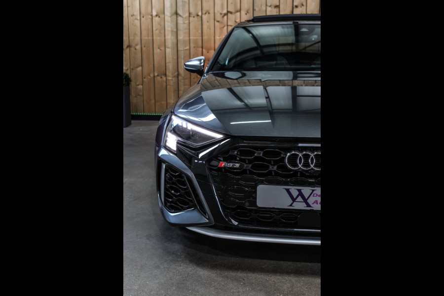Audi RS3 Limousine 2.5 TFSI Quattro *Pano*B&O*Head-Up*Camera*Massage*