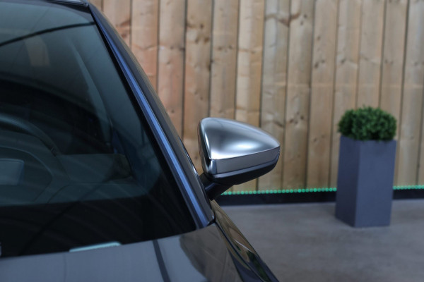 Audi RS3 Limousine 2.5 TFSI Quattro *Pano*B&O*Head-Up*Camera*Massage*