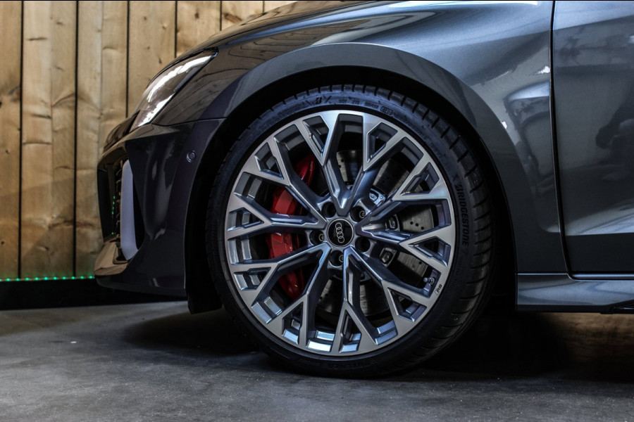 Audi RS3 Limousine 2.5 TFSI Quattro *Pano*B&O*Head-Up*Camera*Massage*