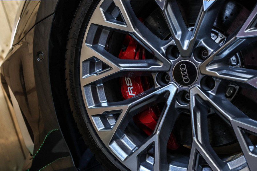 Audi RS3 Limousine 2.5 TFSI Quattro *Pano*B&O*Head-Up*Camera*Massage*