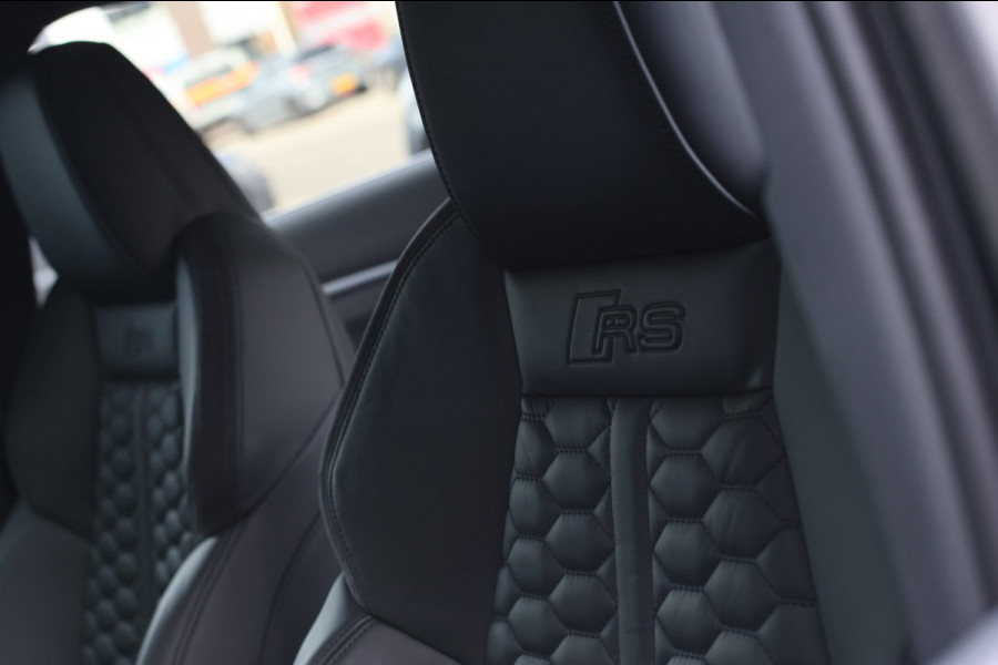 Audi RS3 Limousine 2.5 TFSI Quattro *Pano*B&O*Head-Up*Camera*Massage*