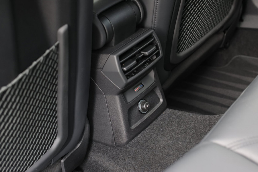 Audi RS3 Limousine 2.5 TFSI Quattro *Pano*B&O*Head-Up*Camera*Massage*