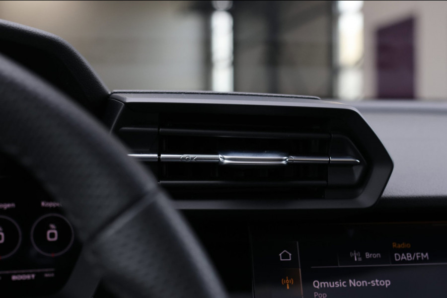 Audi RS3 Limousine 2.5 TFSI Quattro *Pano*B&O*Head-Up*Camera*Massage*