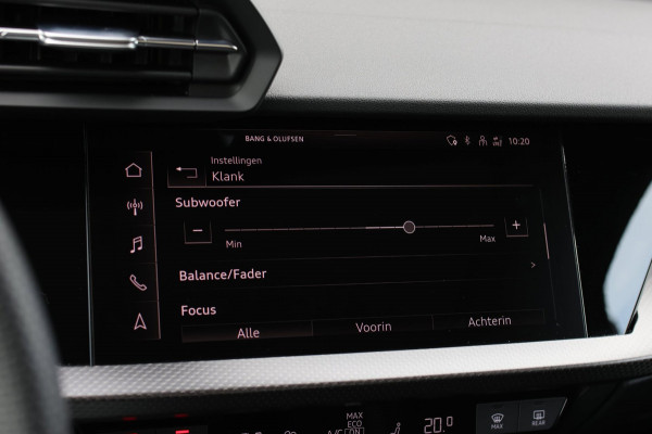 Audi RS3 Limousine 2.5 TFSI Quattro *Pano*B&O*Head-Up*Camera*Massage*