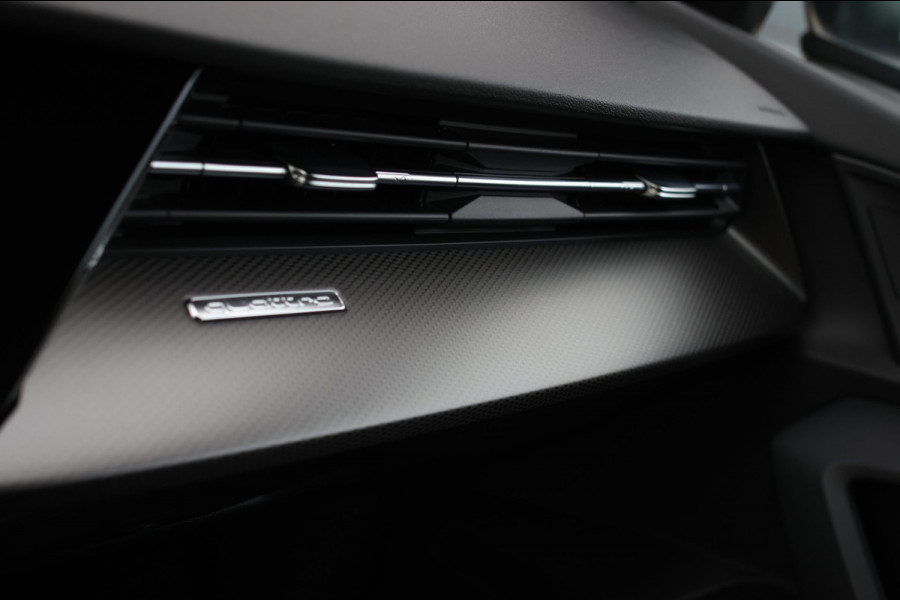 Audi RS3 Limousine 2.5 TFSI Quattro *Pano*B&O*Head-Up*Camera*Massage*