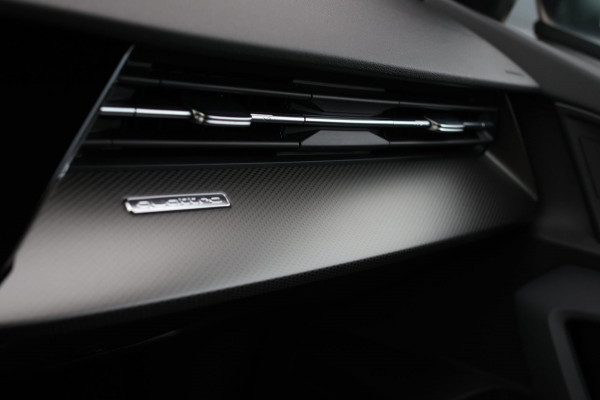 Audi RS3 Limousine 2.5 TFSI Quattro *Pano*B&O*Head-Up*Camera*Massage*