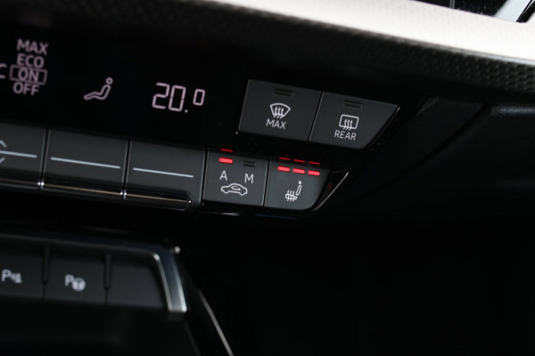 Audi RS3 Limousine 2.5 TFSI Quattro *Pano*B&O*Head-Up*Camera*Massage*