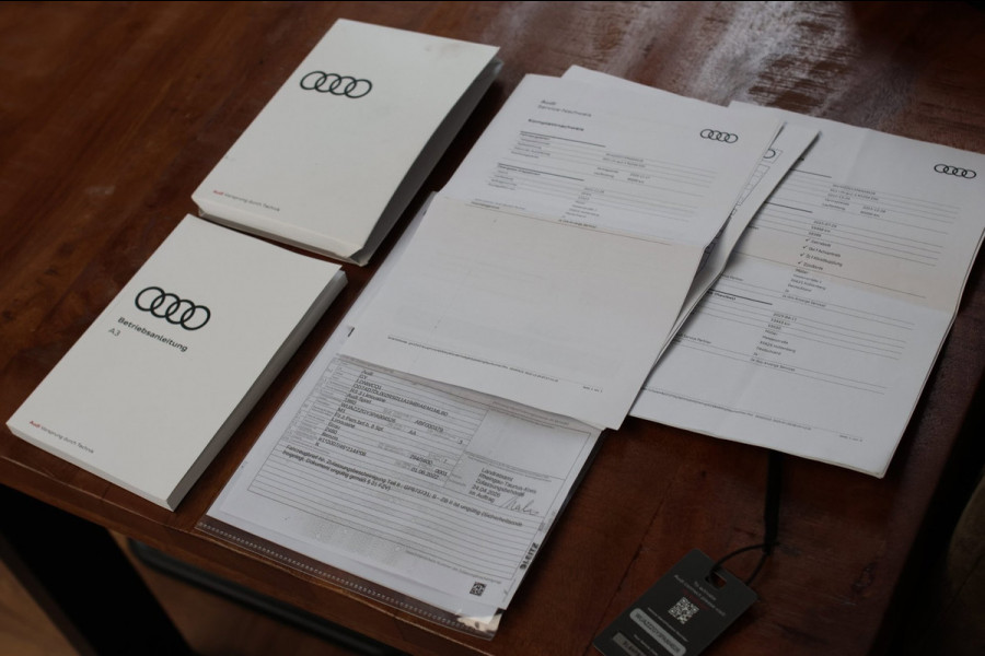 Audi RS3 Limousine 2.5 TFSI Quattro *Pano*B&O*Head-Up*Camera*Massage*