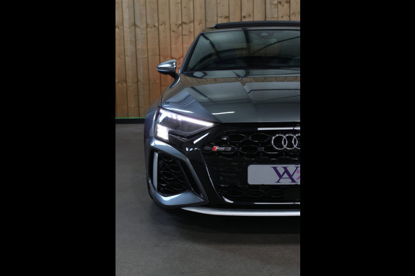 Audi RS3 Limousine 2.5 TFSI Quattro *Pano*B&O*Head-Up*Camera*Massage*