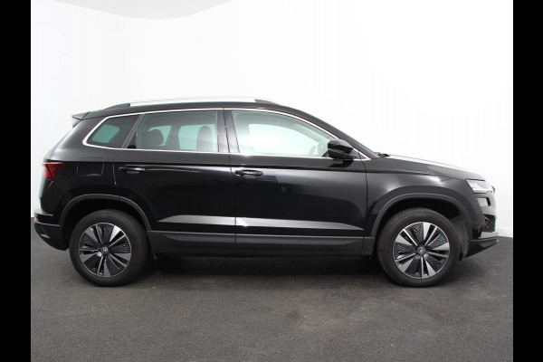 Škoda Karoq 1.5 TSI 150pk DSG ACT Selection Navigatie Apple Carplay/Android Auto Camera Parkeer sensoren Adaptieve Cruise Control Lichtmetalen Velgen Digitale Cockpit