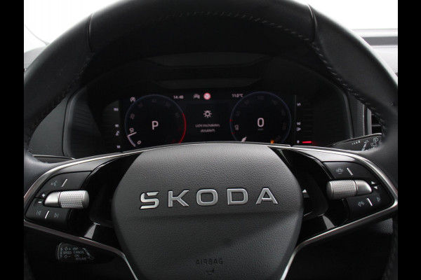 Škoda Karoq 1.5 TSI 150pk DSG ACT Selection Navigatie Apple Carplay/Android Auto Camera Parkeer sensoren Adaptieve Cruise Control Lichtmetalen Velgen Digitale Cockpit