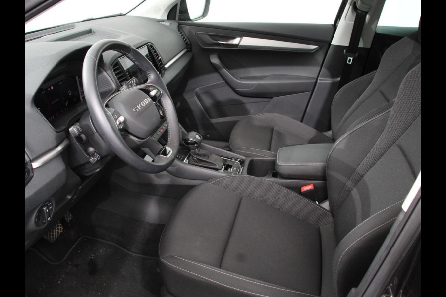 Škoda Karoq 1.5 TSI 150pk DSG ACT Selection Navigatie Apple Carplay/Android Auto Camera Parkeer sensoren Adaptieve Cruise Control Lichtmetalen Velgen Digitale Cockpit