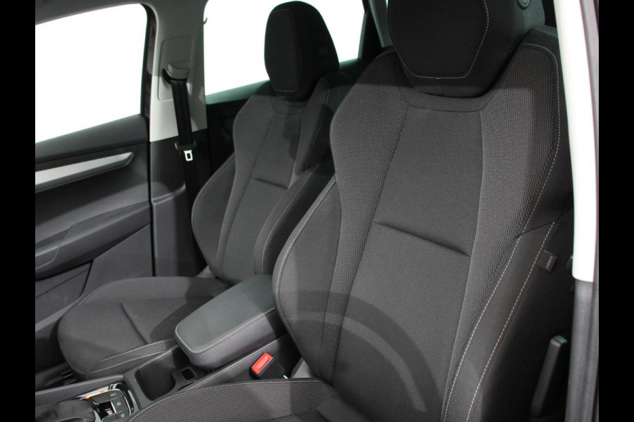 Škoda Karoq 1.5 TSI 150pk DSG ACT Selection Navigatie Apple Carplay/Android Auto Camera Parkeer sensoren Adaptieve Cruise Control Lichtmetalen Velgen Digitale Cockpit