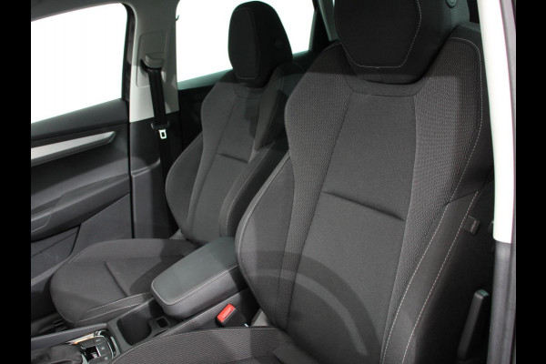 Škoda Karoq 1.5 TSI 150pk DSG ACT Selection Navigatie Apple Carplay/Android Auto Camera Parkeer sensoren Adaptieve Cruise Control Lichtmetalen Velgen Digitale Cockpit