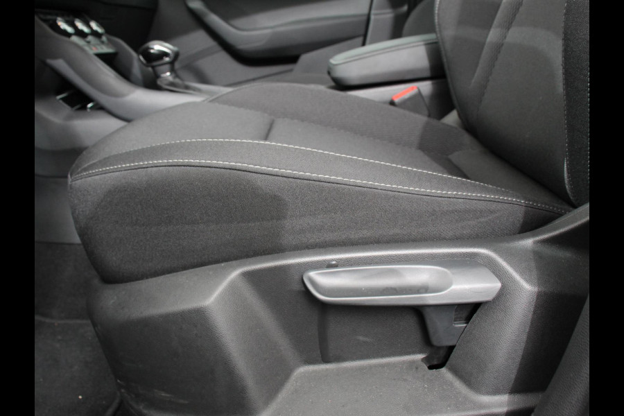 Škoda Karoq 1.5 TSI 150pk DSG ACT Selection Navigatie Apple Carplay/Android Auto Camera Parkeer sensoren Adaptieve Cruise Control Lichtmetalen Velgen Digitale Cockpit