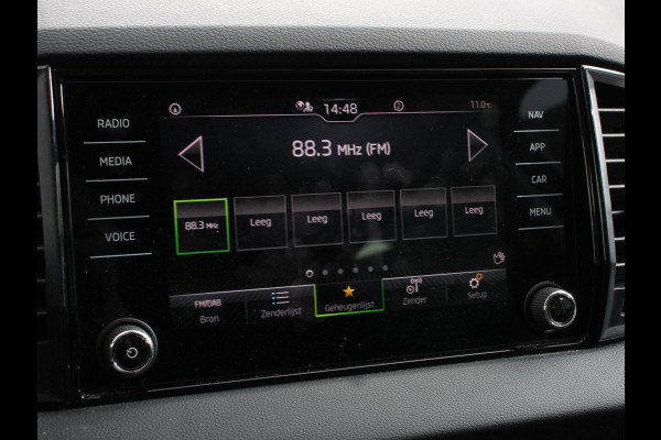 Škoda Karoq 1.5 TSI 150pk DSG ACT Selection Navigatie Apple Carplay/Android Auto Camera Parkeer sensoren Adaptieve Cruise Control Lichtmetalen Velgen Digitale Cockpit