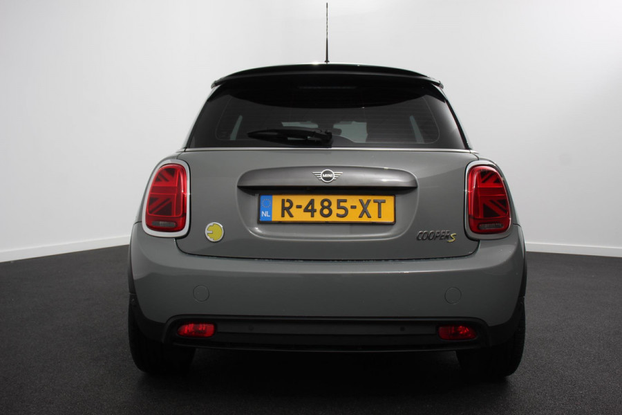 MINI Cooper Electric Charged 33 kWh Leder Climate Control Cruise Control Navigatie Camera Head up Harman Kardon