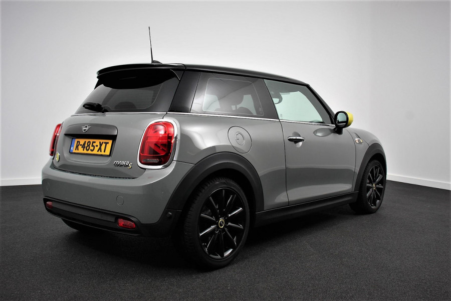 MINI Cooper Electric Charged 33 kWh Leder Climate Control Cruise Control Navigatie Camera Head up Harman Kardon