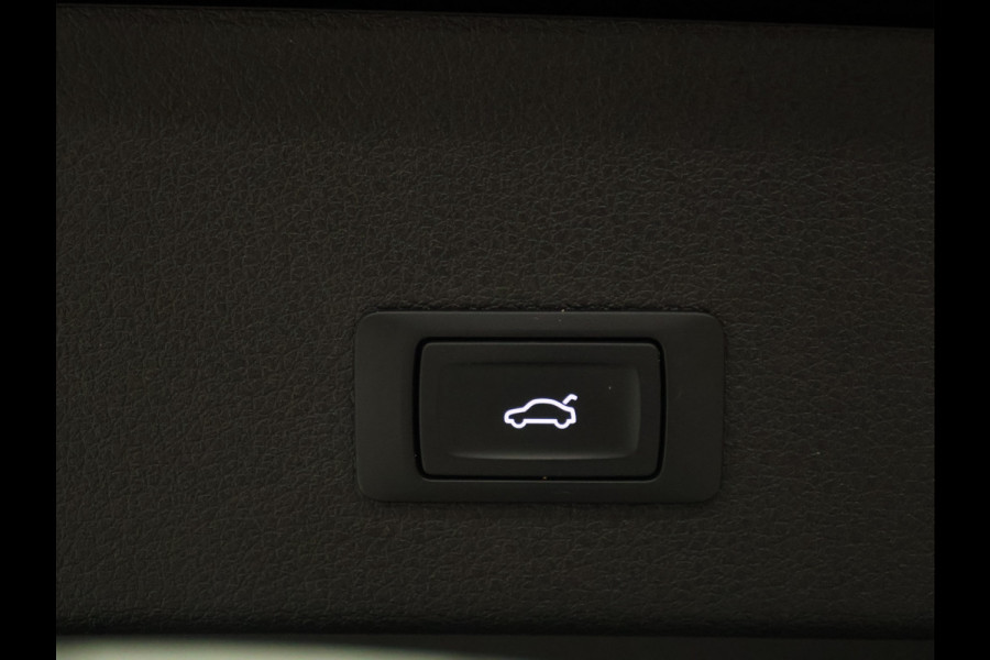 Audi e-tron Sportback 55 quattro edition 95 kWh [APPLE CARPLAY, ANDROID, CRUISE CONTROL, STOEL VERWARMING, DIGITAL DASH, MEMORY SEATS, CAMERA, PDC V+A, ELEKTRISCHE ACHTERKLEP, BLUETOOTH, CLIMATE CONTROL, NIEUWSTAAT]