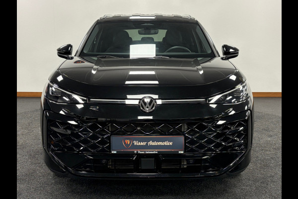 Volkswagen T-Roc 1.5 eTsi R-Line First Edition*Winterpakket*Camera*IQ-Light*