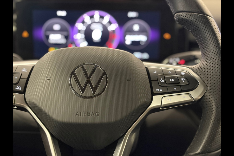 Volkswagen T-Roc 1.5 eTsi R-Line First Edition*Winterpakket*Camera*IQ-Light*