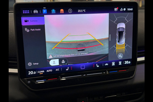 Volkswagen T-Roc 1.5 eTsi R-Line First Edition*Winterpakket*Camera*IQ-Light*