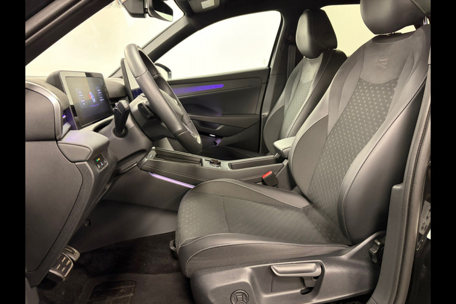 Volkswagen T-Roc 1.5 eTsi R-Line First Edition*Winterpakket*Camera*IQ-Light*