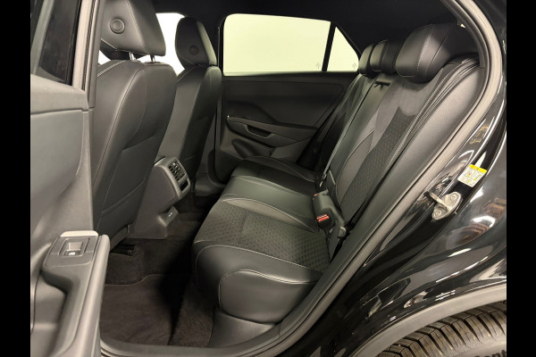 Volkswagen T-Roc 1.5 eTsi R-Line First Edition*Winterpakket*Camera*IQ-Light*