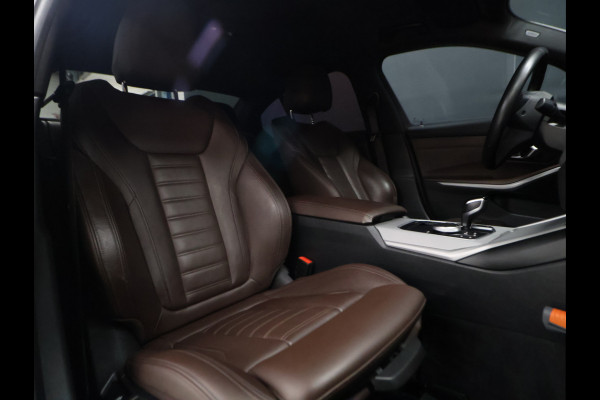 BMW 3-serie 320e Business Edition Plus [APPLE CARPLAY, ANDROID, CRUISE CONTROL, STOELVERWARMING, DIGITAL DASH, PDC 360, LEDER, BLUETOOTH, CLIMATECONTROL, LED, NAVIGATIE, NIEUWSTAAT]