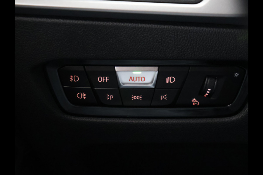 BMW 3-serie 320e Business Edition Plus [APPLE CARPLAY, ANDROID, CRUISE CONTROL, STOELVERWARMING, DIGITAL DASH, PDC 360, LEDER, BLUETOOTH, CLIMATECONTROL, LED, NAVIGATIE, NIEUWSTAAT]