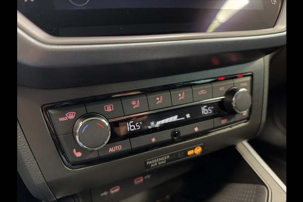 Seat Arona 1.0 TSI Style Business Intense Plus Cruise/Climate Automaat Trekhaak NAP!