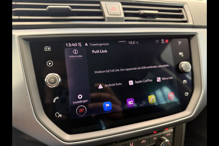 Seat Arona 1.0 TSI Style Business Intense Plus Cruise/Climate Automaat Trekhaak NAP!
