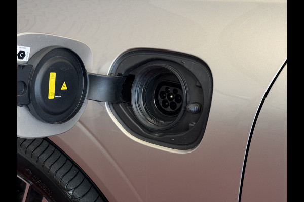 Volvo XC60 2.0 T8 455PK AWD PLUS DARK NIEUWE AUTO HARMAN KARDON 360.CAM STOEL/STUUR VERW LEER