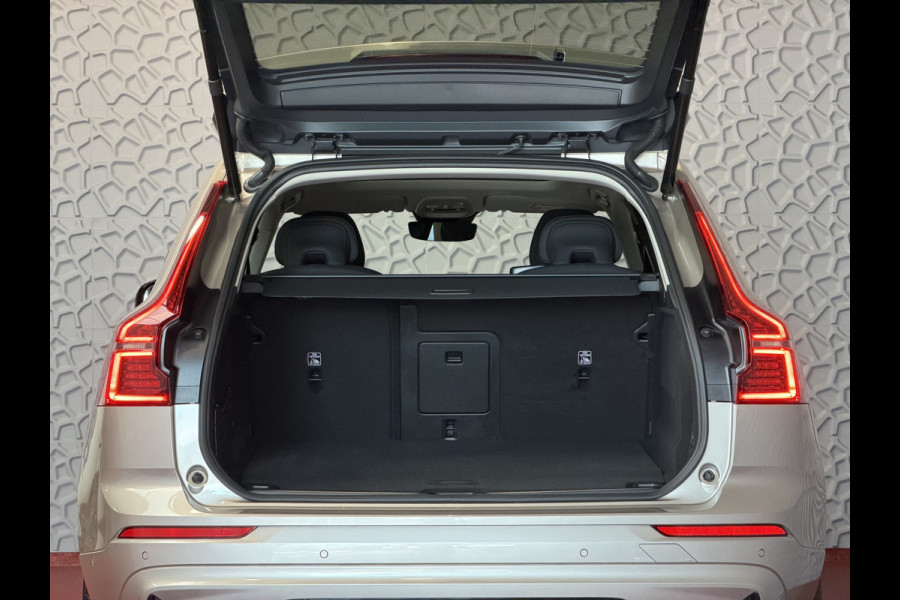 Volvo XC60 2.0 T8 455PK AWD PLUS DARK NIEUWE AUTO HARMAN KARDON 360.CAM STOEL/STUUR VERW LEER