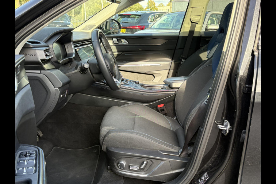 Lynk & Co 01 1.5 VAN €21.900,- VOOR €19.770,- UW VOORDEEL: €2.130,- APPLE CARPLAY/ANDROID AUTO | PANORAMADAK | ELEKTRISCHE ACHTERKLEP | STOEL VERWARMING | MEMORY SEATS |