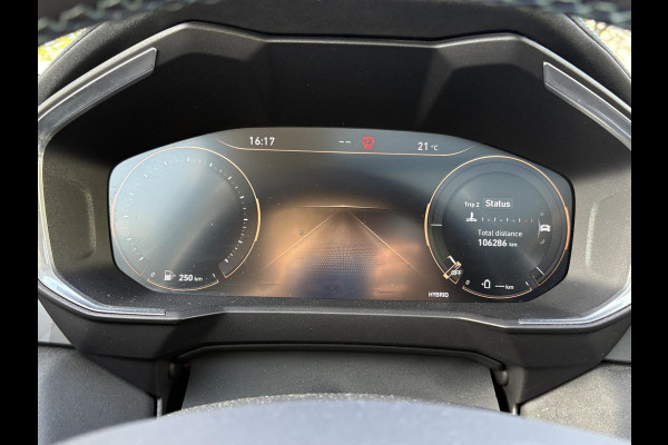 Lynk & Co 01 1.5 VAN €21.900,- VOOR €19.770,- UW VOORDEEL: €2.130,- APPLE CARPLAY/ANDROID AUTO | PANORAMADAK | ELEKTRISCHE ACHTERKLEP | STOEL VERWARMING | MEMORY SEATS |