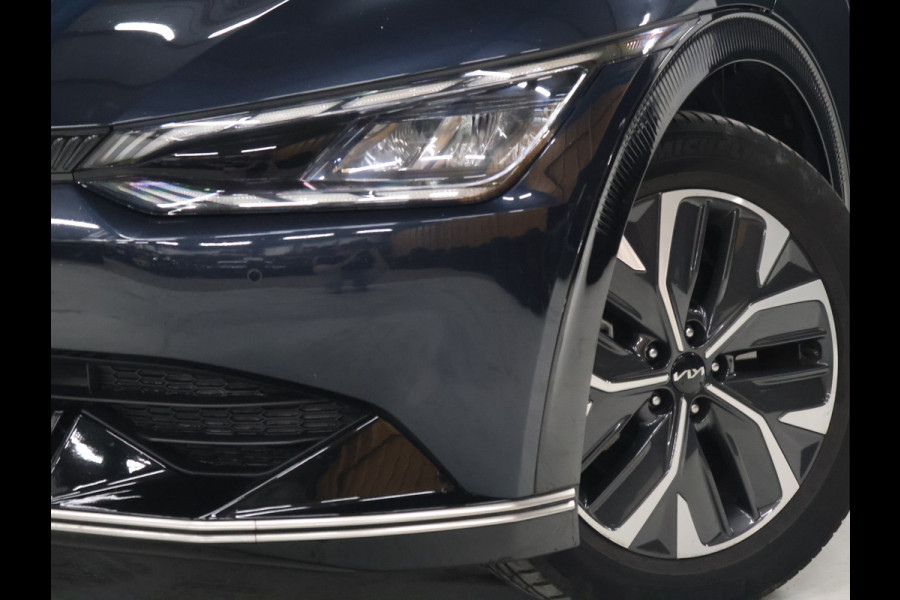 Kia Ev6 Plus 77.4 kWh [TREKHAAK, APPLE CARPLAY, ANDROID, STOELVERWARMING, MERIDIAN SURROUND SOUND, MEMORY SEATS, CAMERA, PDC V+A, NAVIGATIE, LED, LEDER, CLIMATE CONTROL, BLUETOOTH, NIEUWSTAAT}